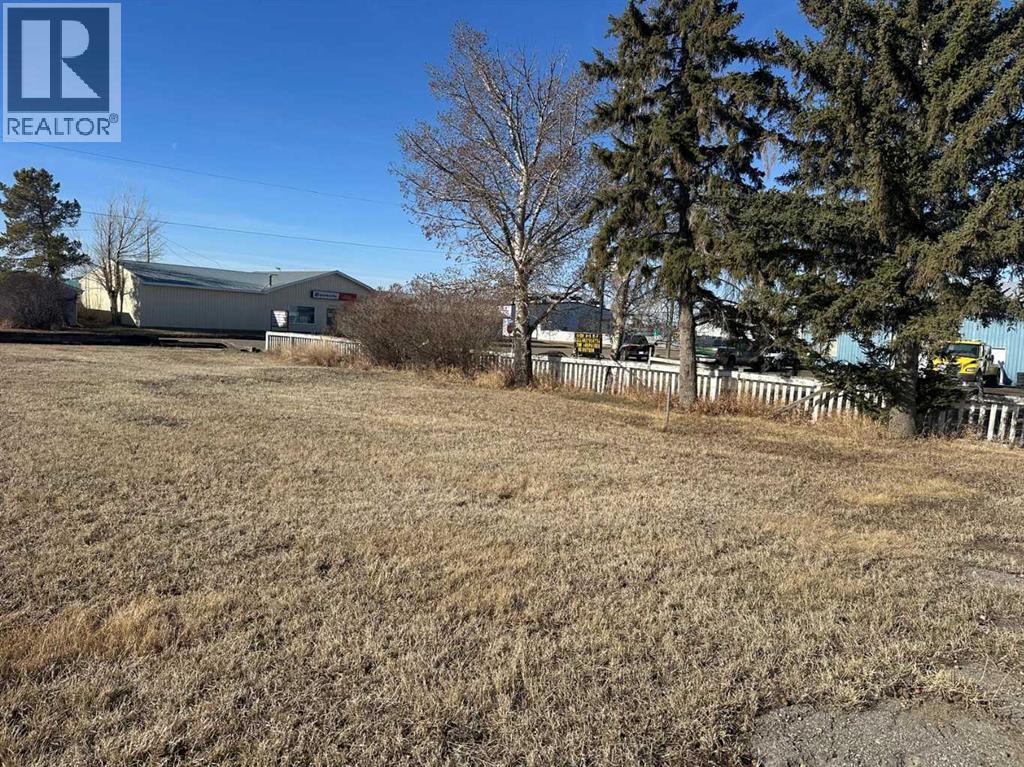 1002 5 Avenue Property Photo 3