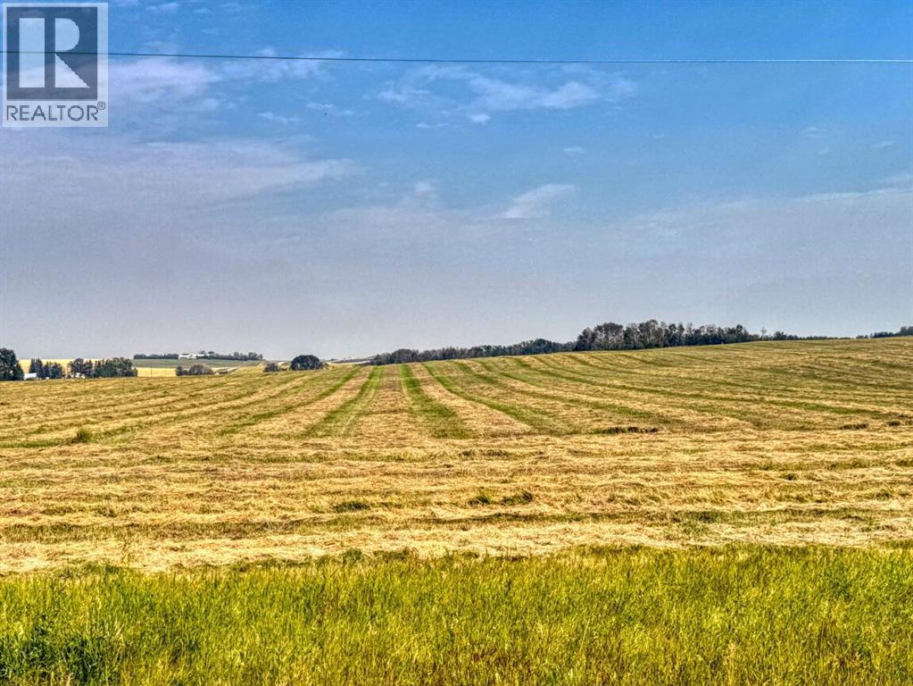 In Kneehill County Property Photo 1