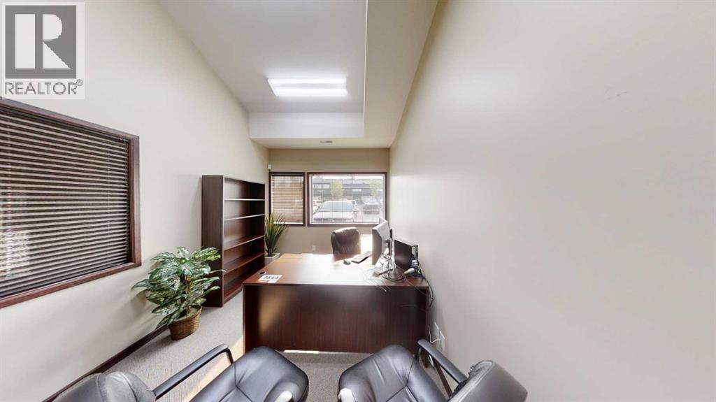 9824 97 Avenue Property Photo 8