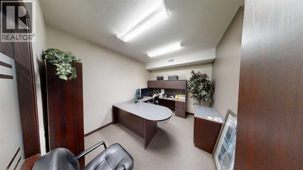 9824 97 Avenue Property Photo 11