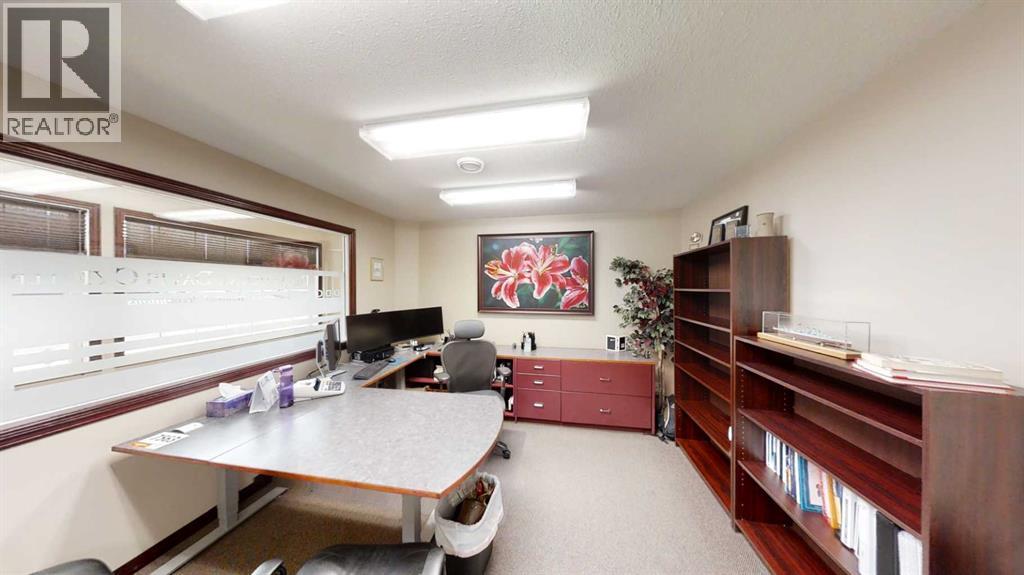 9824 97 Avenue Property Photo 21