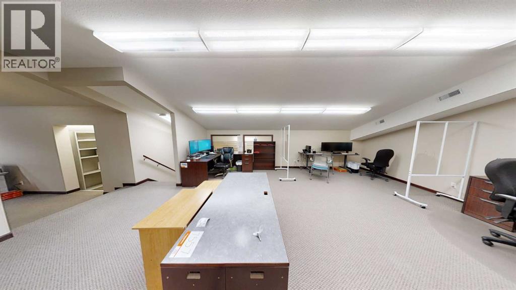 9824 97 Avenue Property Photo 27