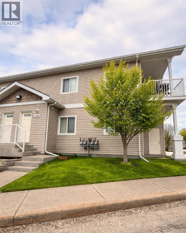 8640 103 Avenue Property Photo 1
