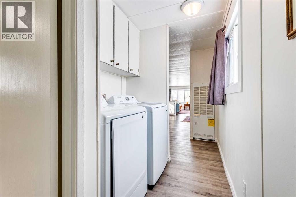 501 School Property Photo 11