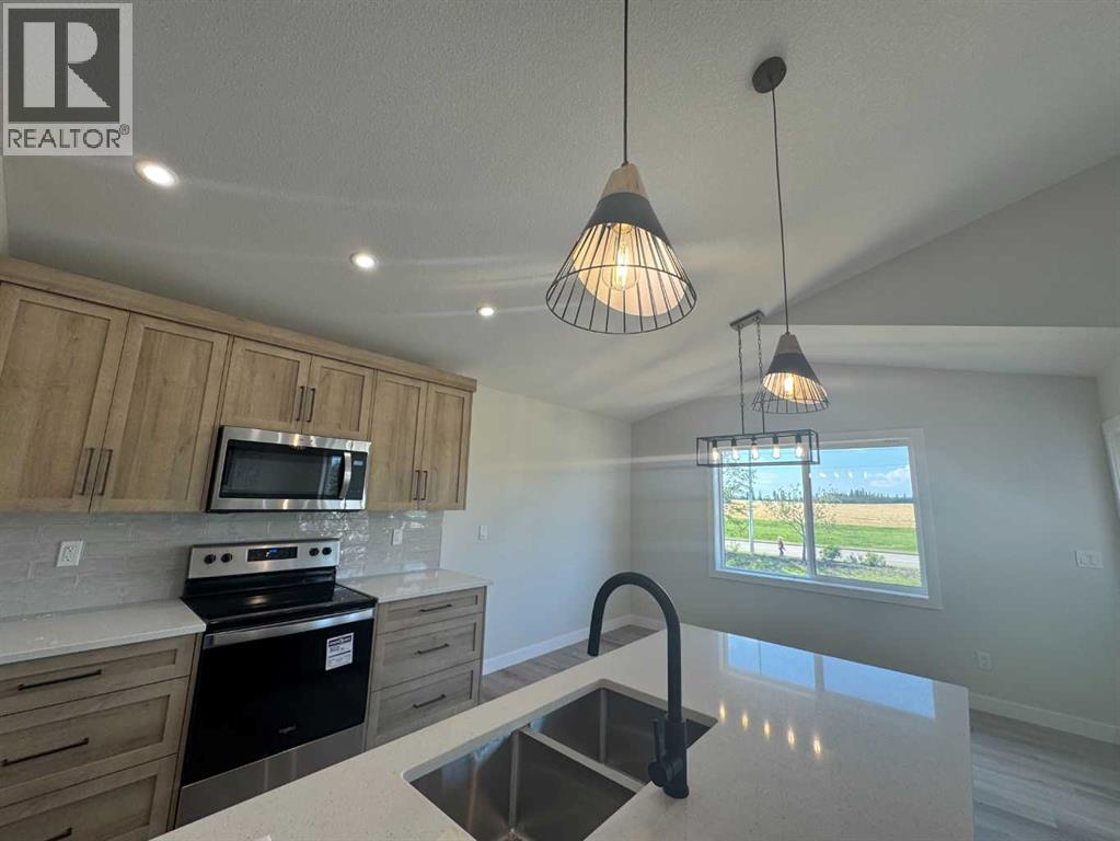 52 Emmett Crescent Property Photo 24
