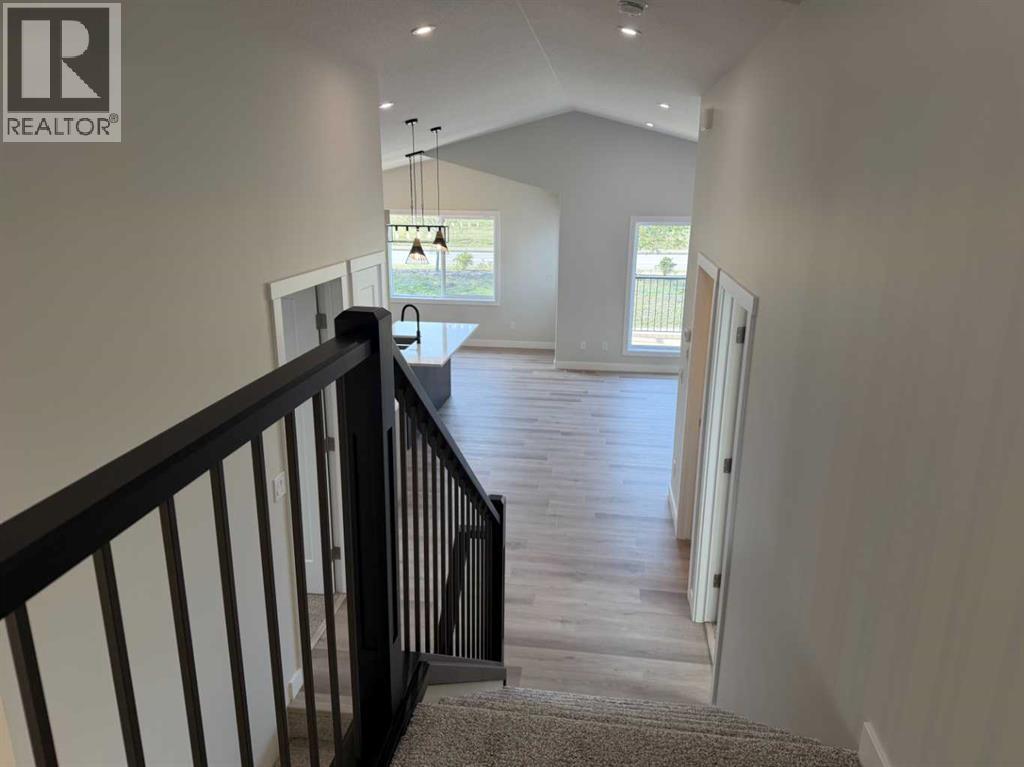 52 Emmett Crescent Property Photo 34
