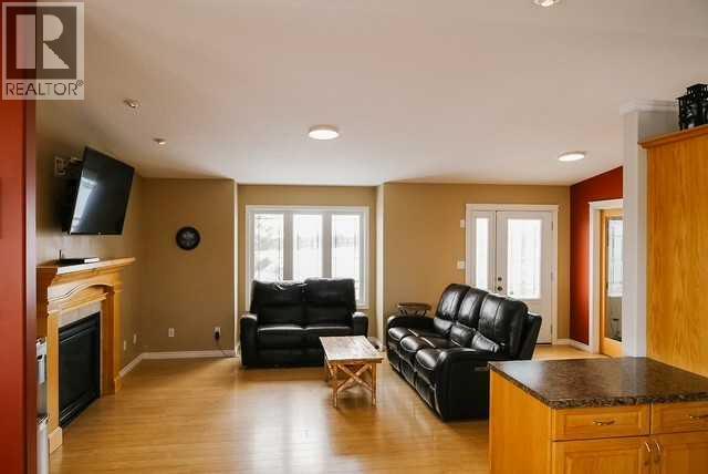 222068 Twp 840 Property Photo 12