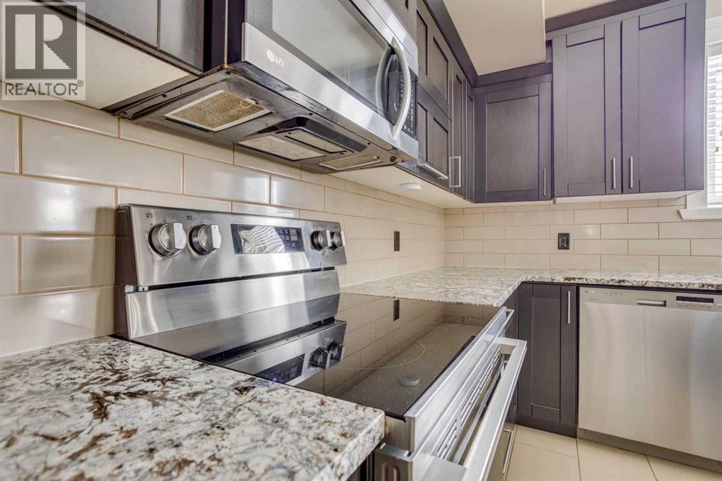 208 Sparrow Hawk Drive Property Photo 12