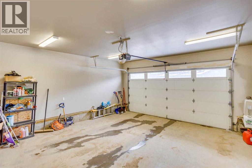 208 Sparrow Hawk Drive Property Photo 35