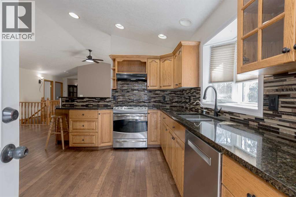 711058 Range Road 64 Property Photo 6