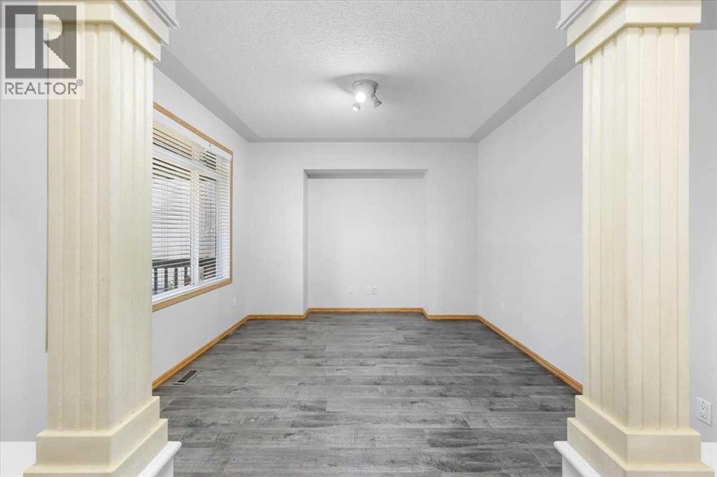 765 Qualicum Beach Bay Property Photo 4