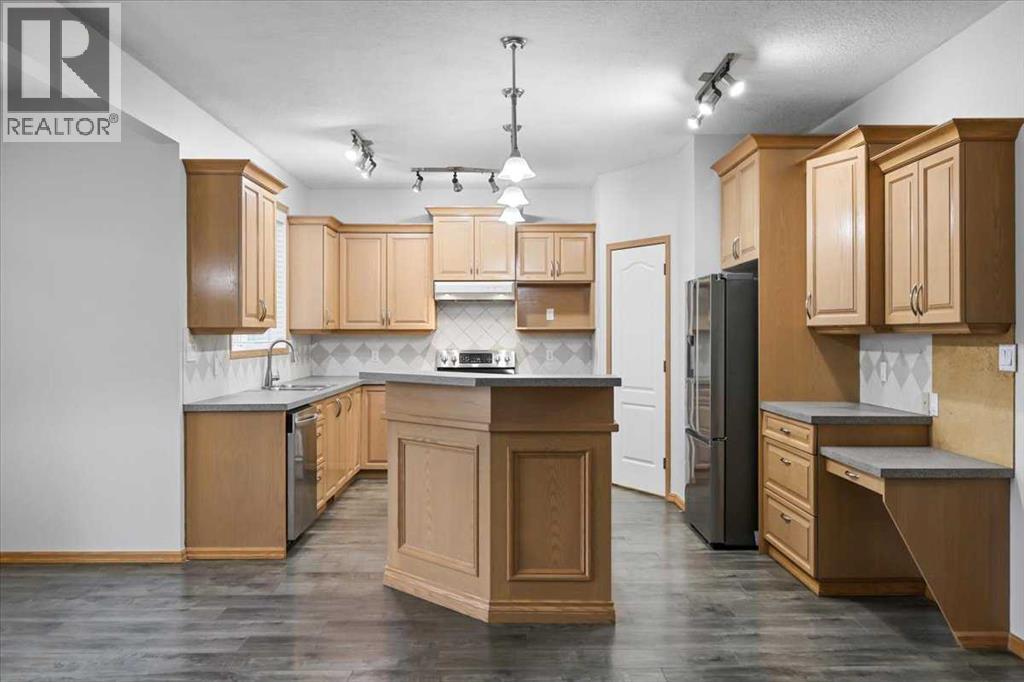 765 Qualicum Beach Bay Property Photo 7