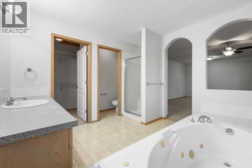 765 Qualicum Beach Bay Property Photo 8