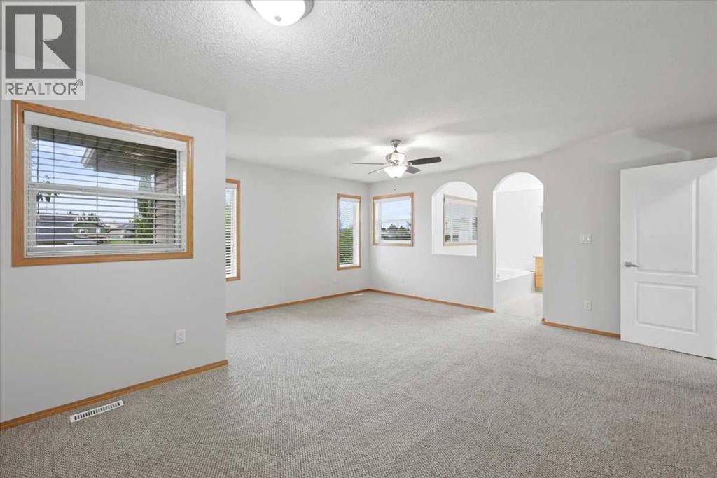 765 Qualicum Beach Bay Property Photo 9