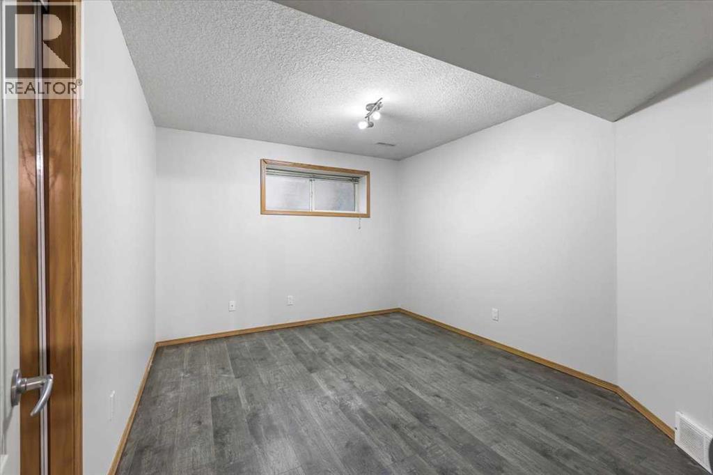 765 Qualicum Beach Bay Property Photo 13