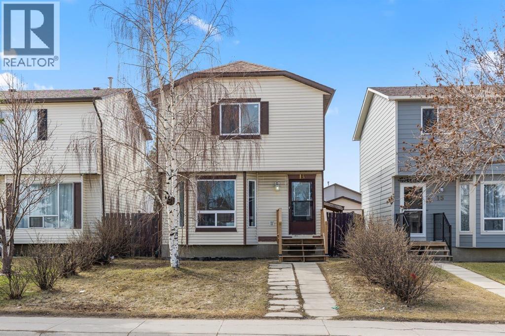 13 Martindale Boulevard Ne Property Photo 1