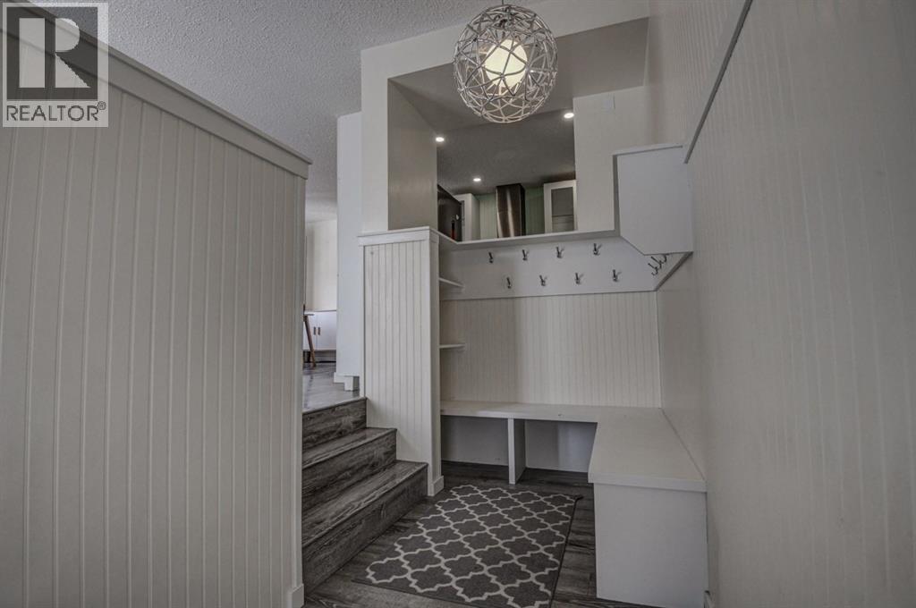 8408 Berkley Road Nw Property Photo 2