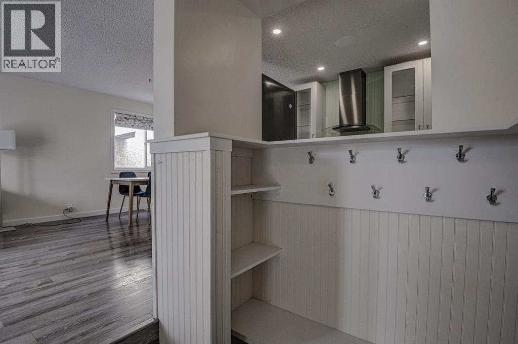 8408 Berkley Road Nw Property Photo 3