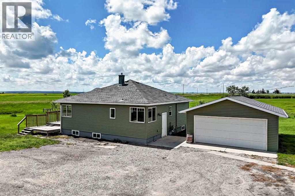 225074 Highway 561
