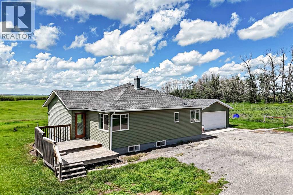 225074 Highway 561 Property Photo 40