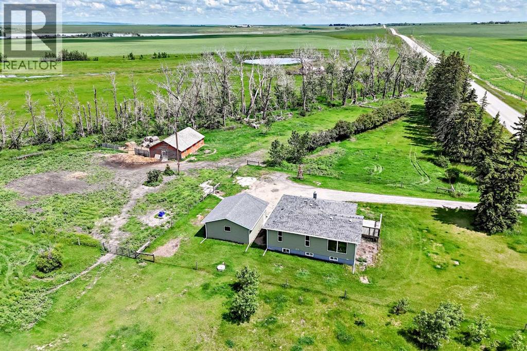 225074 Highway 561 Property Photo 47