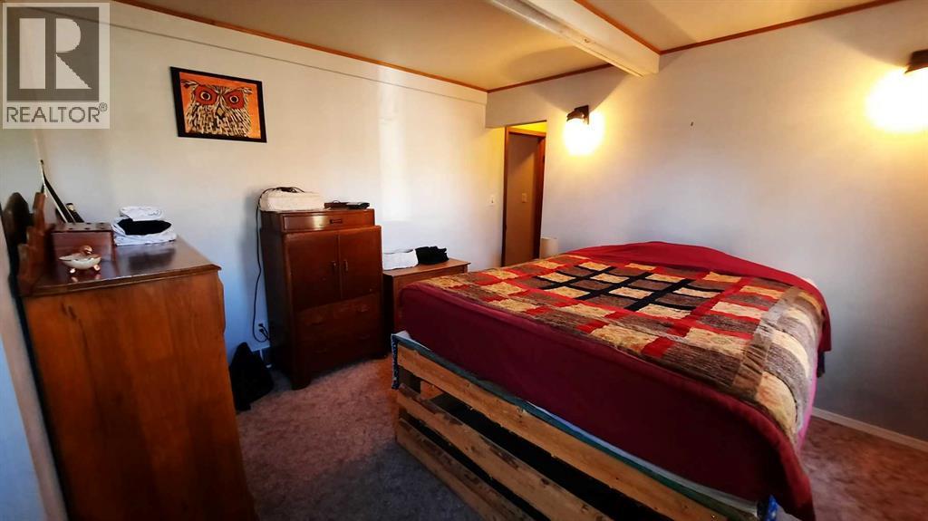 1111 2 Avenue W Property Photo 9