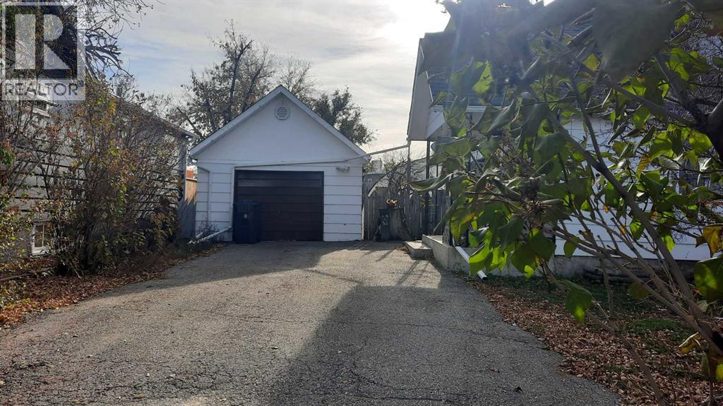 1111 2 Avenue W Property Photo 29