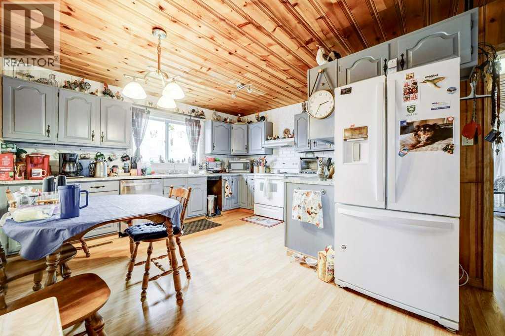 379n 300 E Property Photo 10