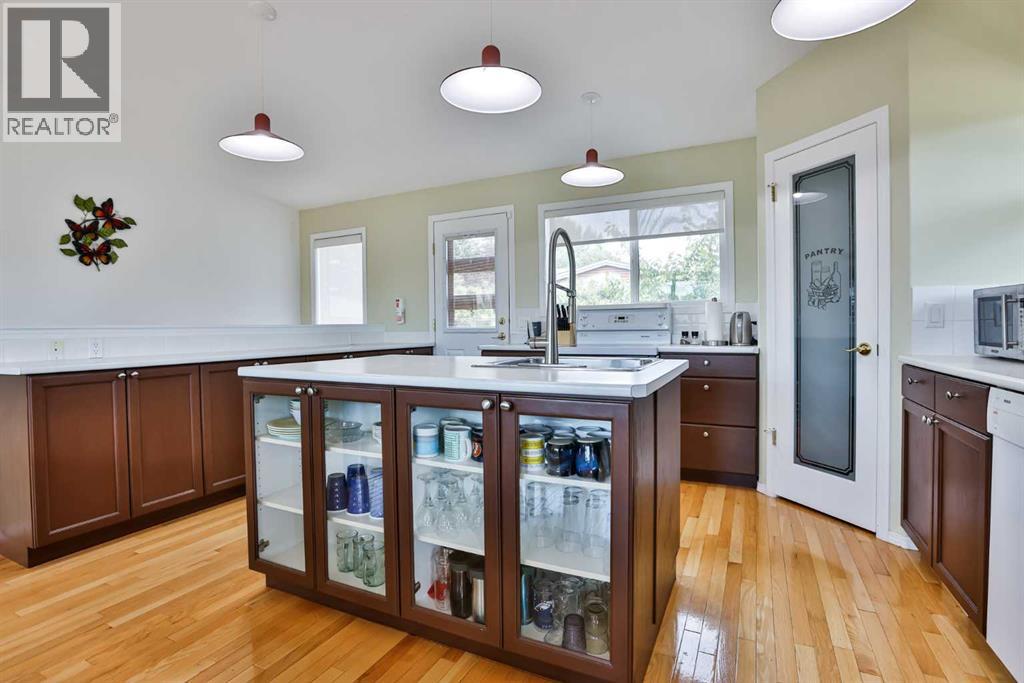 645 Lakeside Drive Property Photo 31