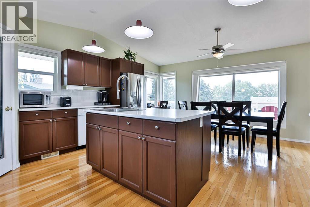645 Lakeside Drive Property Photo 33