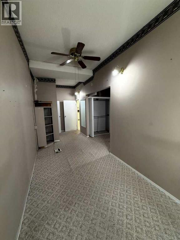 223 6 Street Property Photo 11