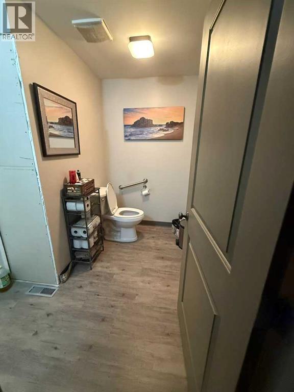 223 6 Street Property Photo 35