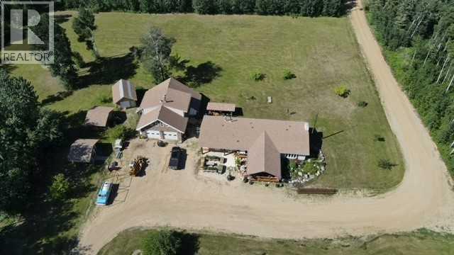221007 Twp 851a Property Photo 3