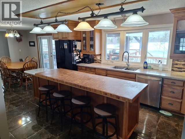 221007 Twp 851a Property Photo 12
