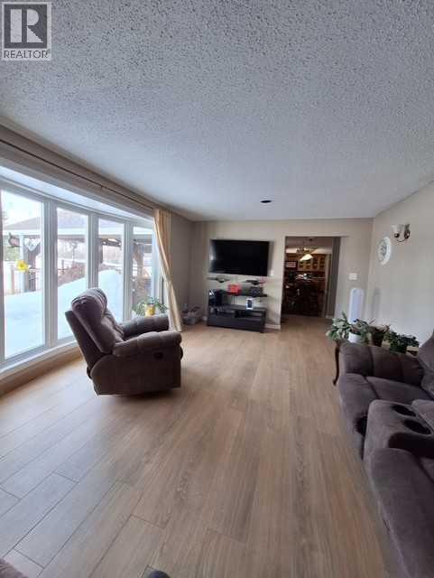 221007 Twp 851a Property Photo 19