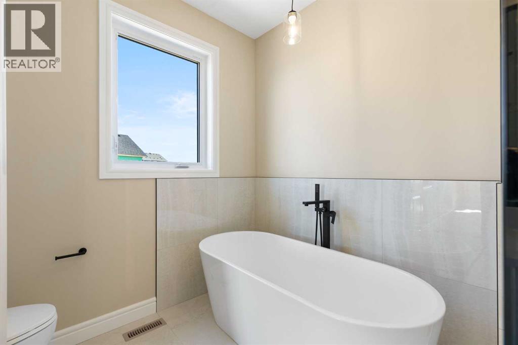 259 Muirfield Crescent Property Photo 20