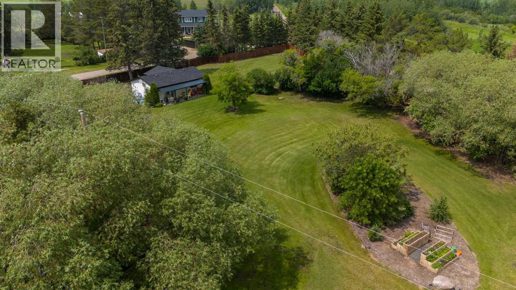 5010 50 Avenue Property Photo 43