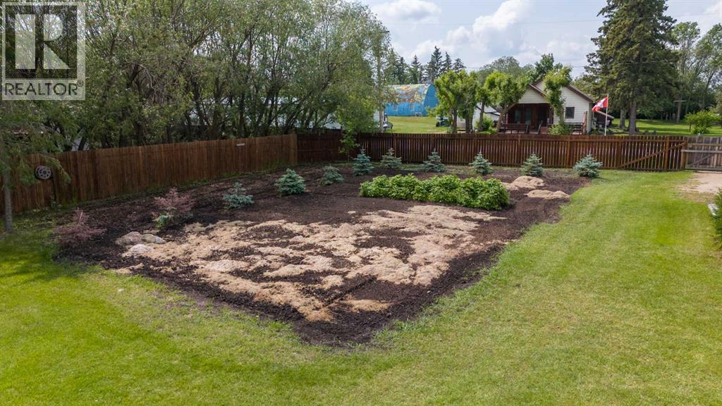 5010 50 Avenue Property Photo 44