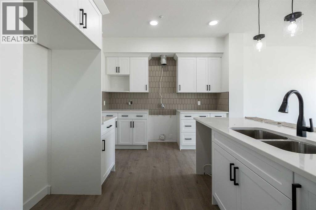 385 Sora Park Se Property Photo 4