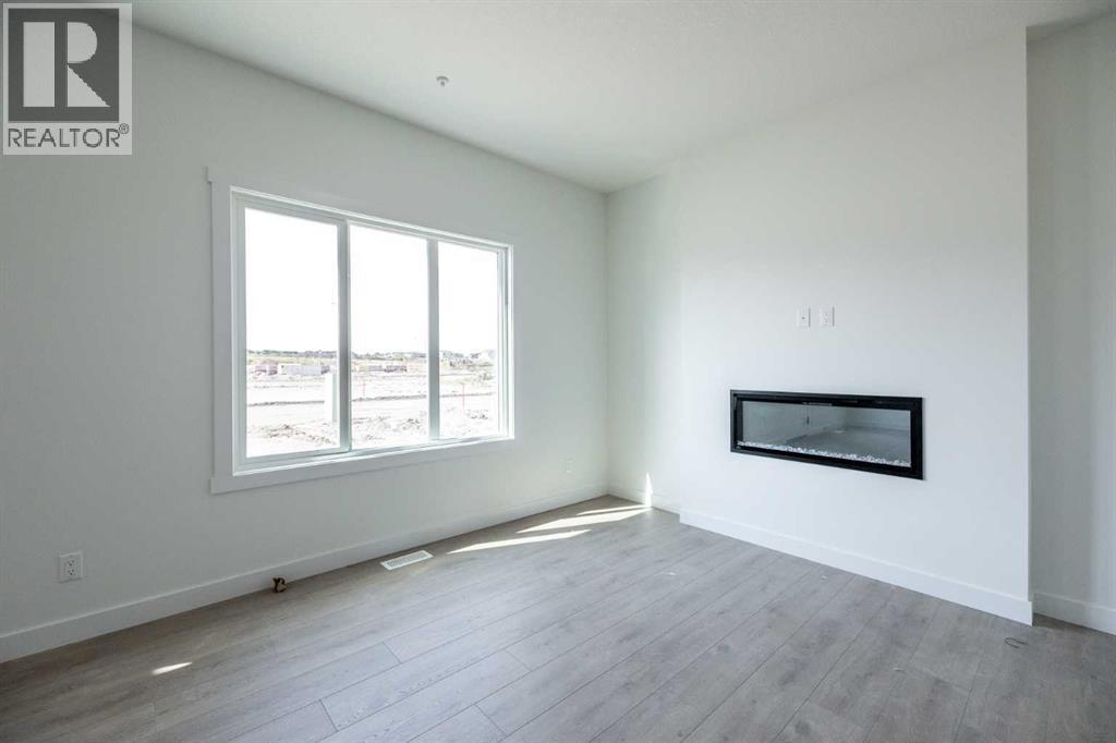 385 Sora Park Se Property Photo 6