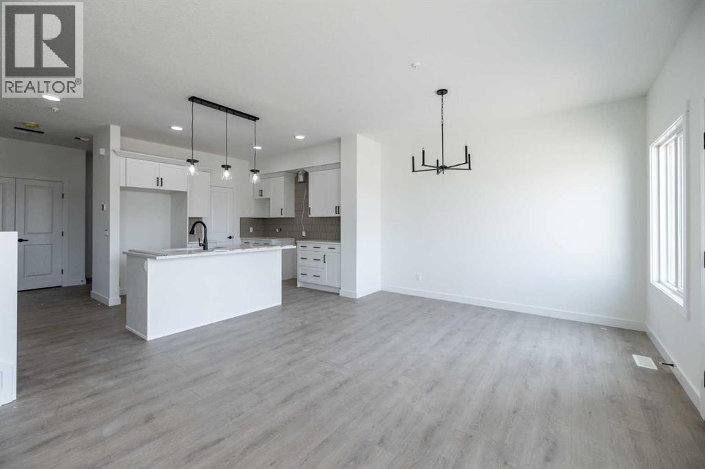 385 Sora Park Se Property Photo 8