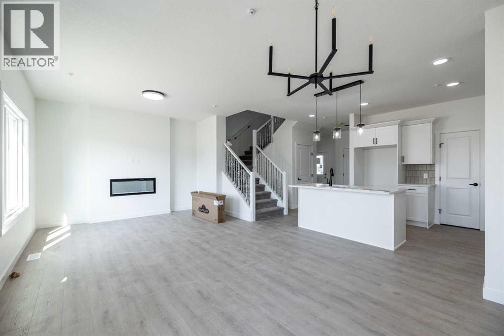 385 Sora Park Se Property Photo 9