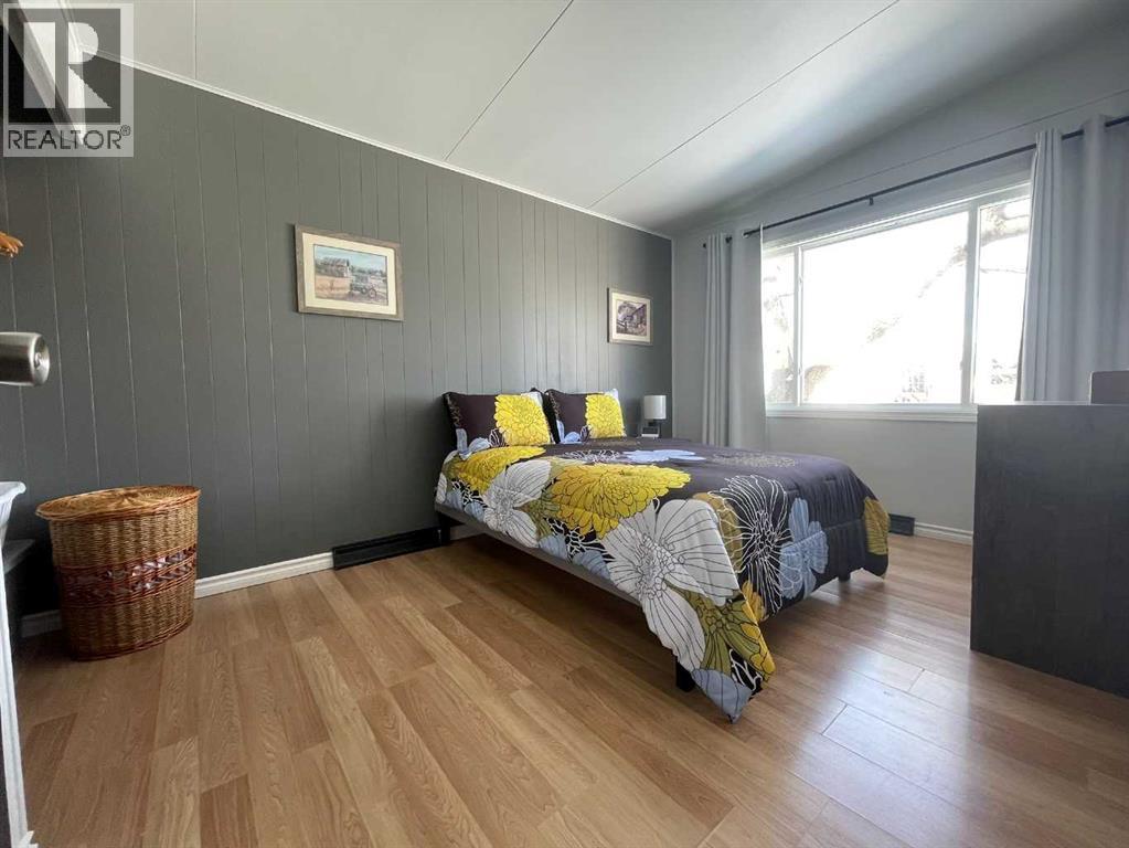 5308 57 Street Property Photo 13