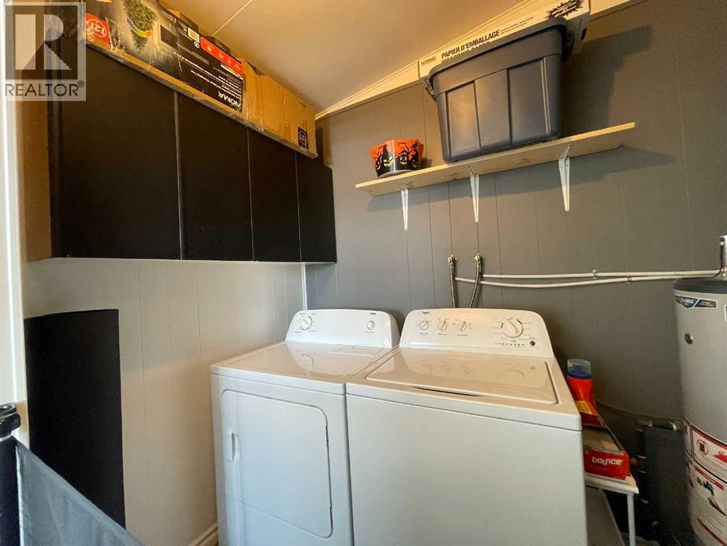 5308 57 Street Property Photo 16