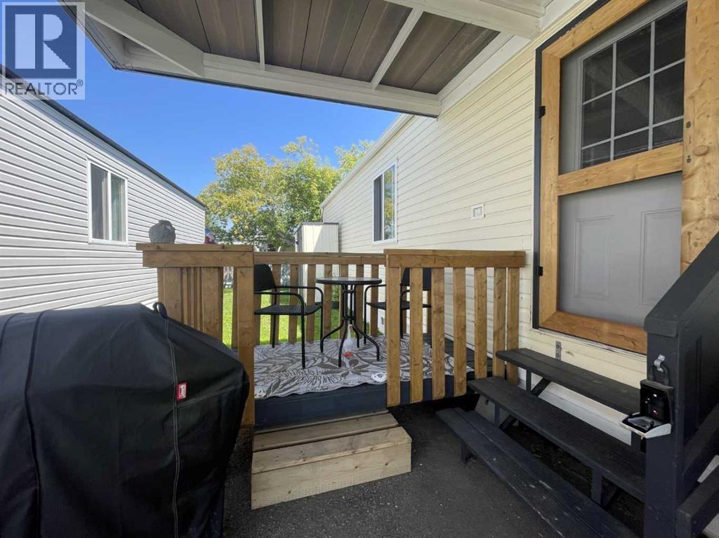 5308 57 Street Property Photo 17