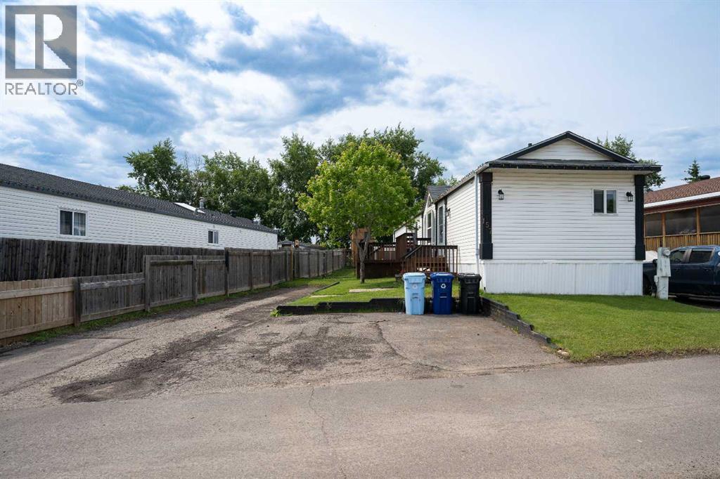 157 Grandview Crescent Property Photo 1