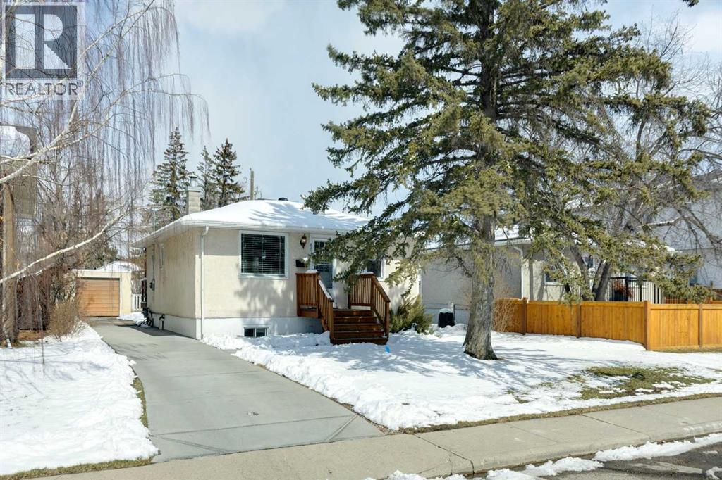 8312 47 Avenue Nw Property Photo 13