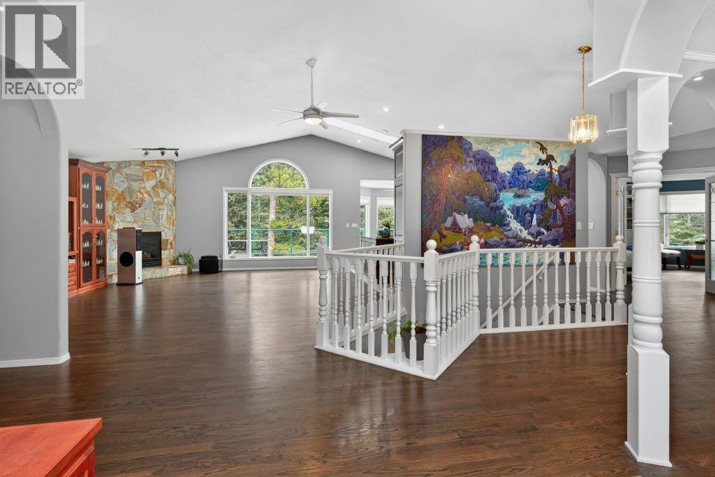 39 Highlands Terrace Property Photo 3