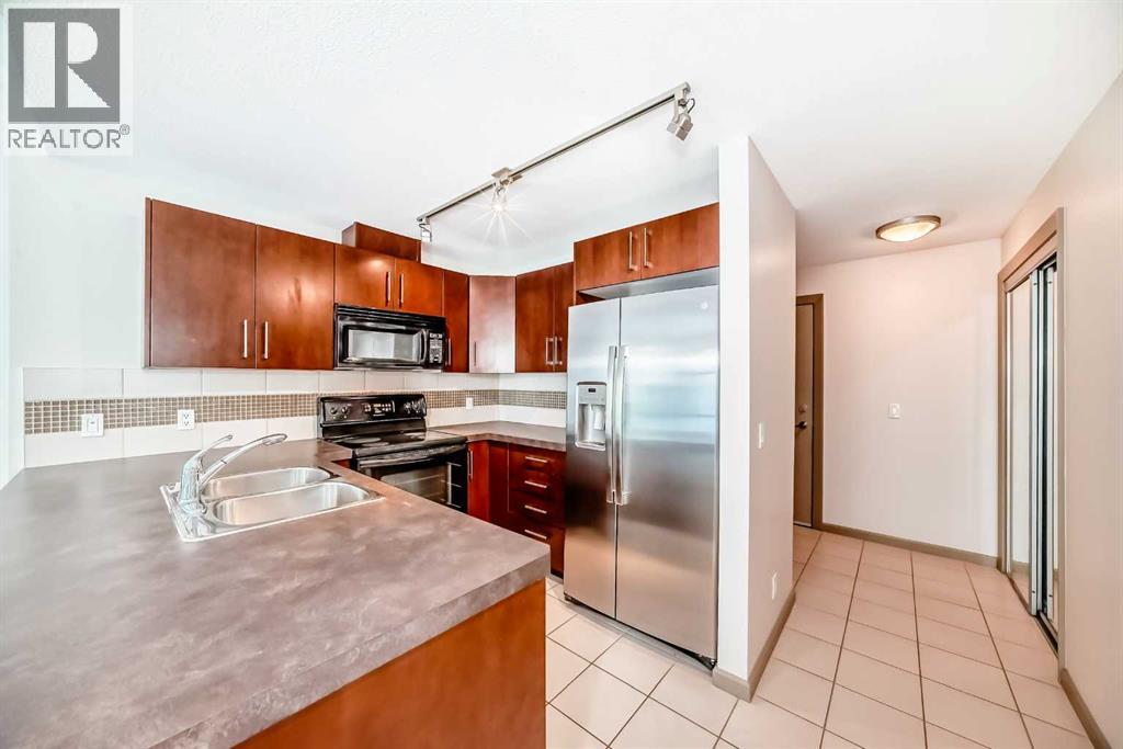 210 15 Avenue Southeast Property Photo 6