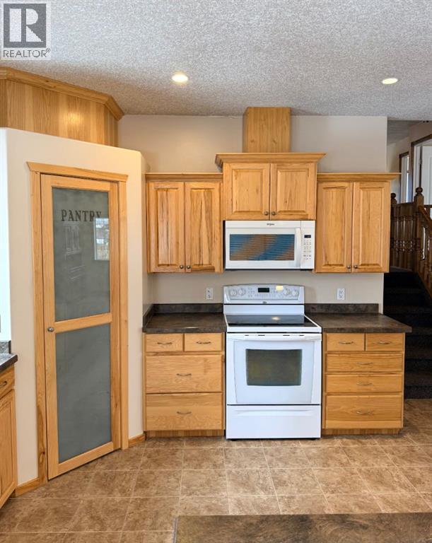 4501 52 Street Property Photo 17